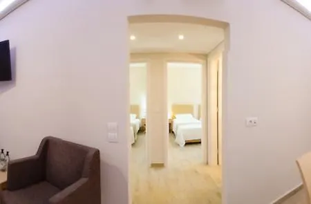 Zante اليكاناس