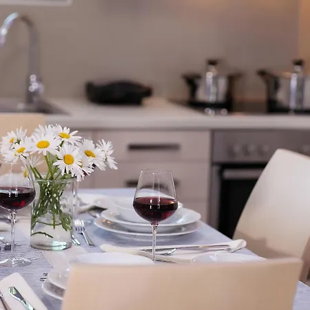 Zante اليكاناس